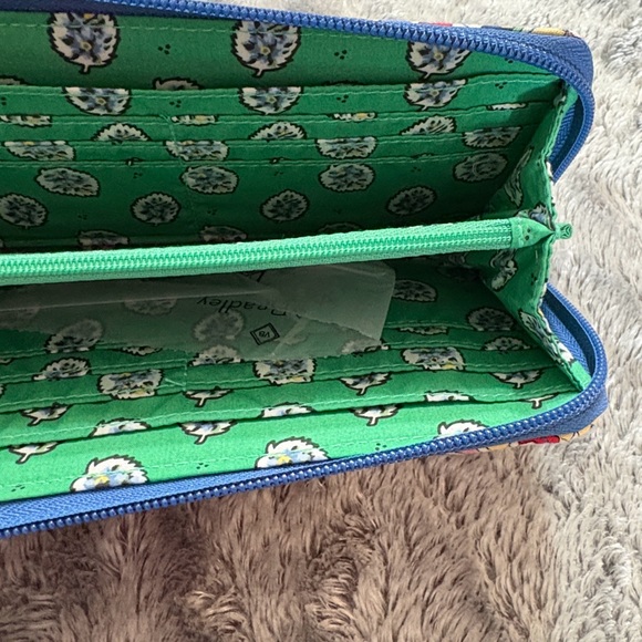 Vera Bradley Paisley Wallet NWT - Picture 10 of 11